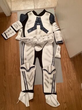 Deluxe Star Wars Clone Trooper Costume (Y-M)